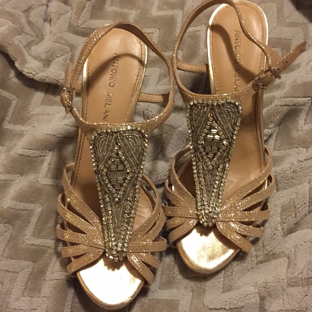 SUNDAY SPECIAL 🌻Antonio Melani Heels